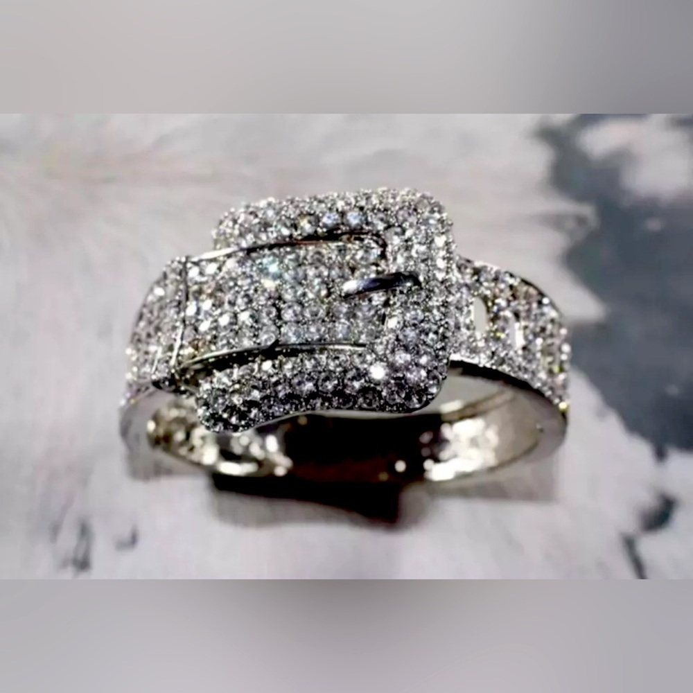 Womens Western Crystal Bracelet Buckle Silver Spring loaded  1 1/2 in
